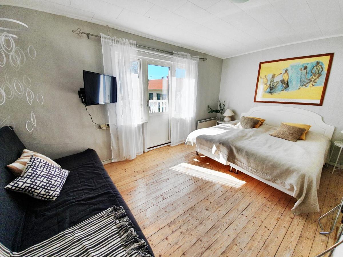 Noesundsgarden Hotell & Vandrarhem エクステリア 写真