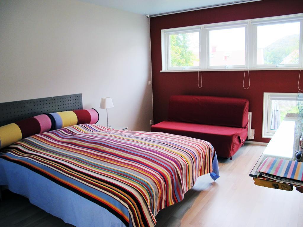 Noesundsgarden Hotell & Vandrarhem エクステリア 写真